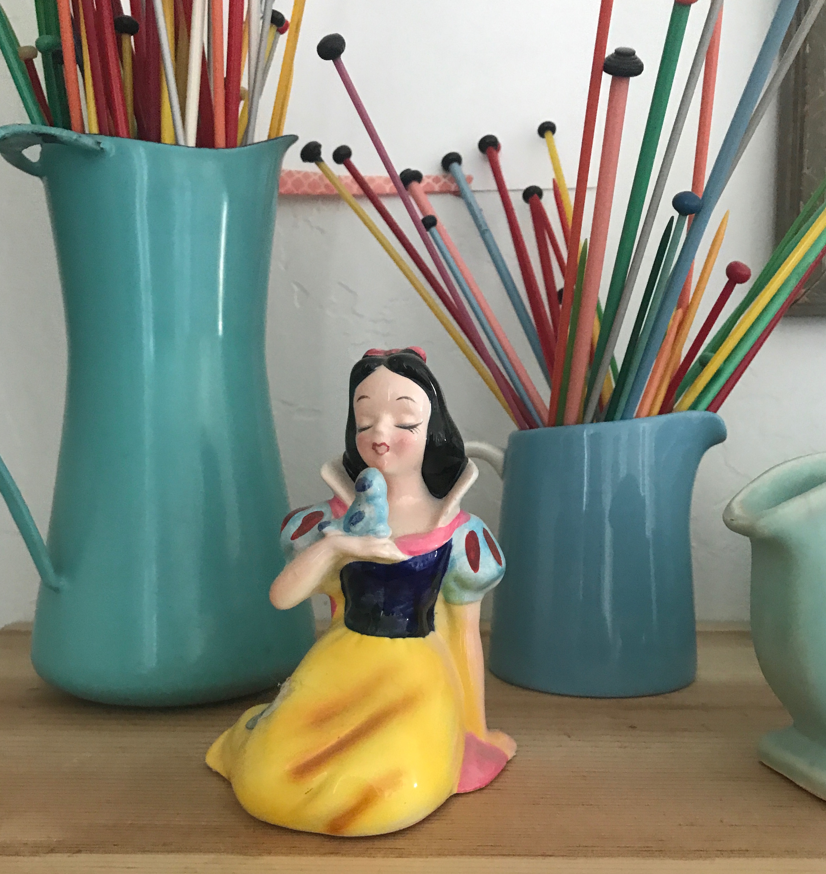 Snow White and the little bird
