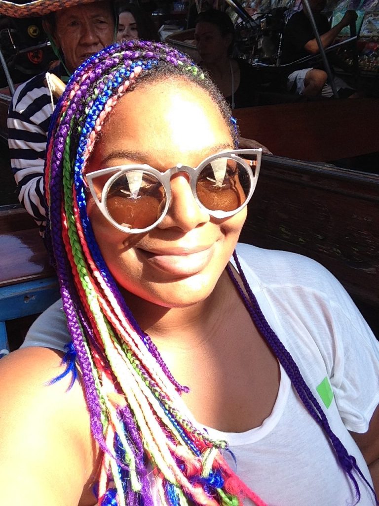 All Smiles At Damnoen Floating Market 