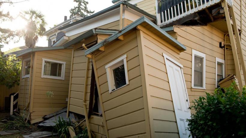 A Napa home damaged by the earthquake (Credit: Alvin Jornada/EPA) A Napa home damaged by the earthquake (Credit: Alvin Jornada/EPA)