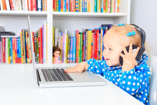 computer + baby = mom guilt.