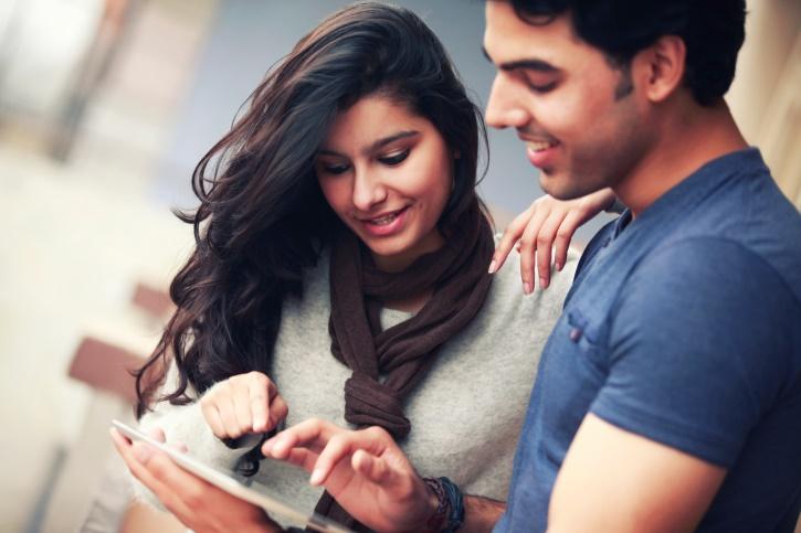 No, obnoxiously happy couple, we don't care about your European vacation (Credit: ThinkStock) No, obnoxiously happy couple, we don't care about your European vacation (Credit: ThinkStock)