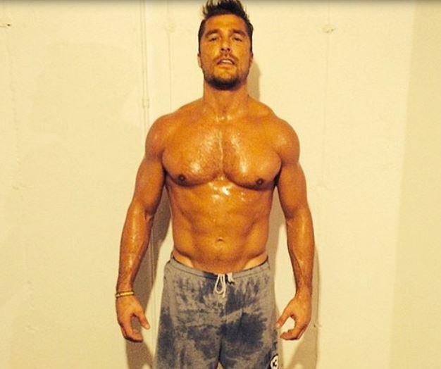 Bachelor Chris Soules, sweaty, shirtless, and ready to be ogled (Credit: Michelle Money)