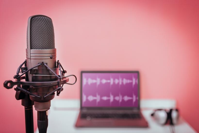 As the fat positive podcast The Fat Lip enters its second year, I wanted to do some reflecting with the creator Ash. As the fat positive podcast The Fat Lip enters its second year, I wanted to do some reflecting with the creator Ash.