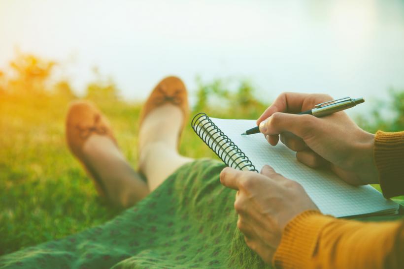 Here are some ways handwriting can help us in our everyday lives.