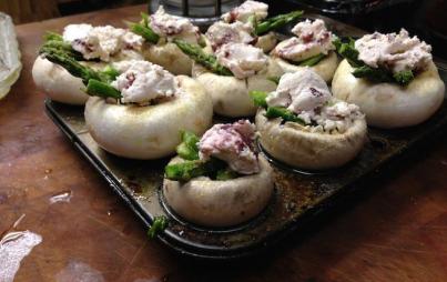 Tamarah's Gluten Free Stuffed Mushrooms with Goat Cheese, Bacon, and Asparagus 