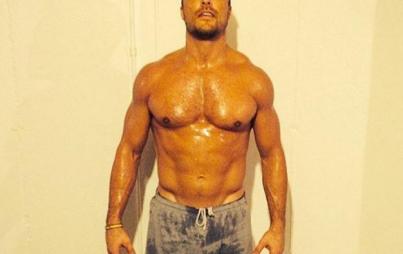 Bachelor Chris Soules, sweaty, shirtless, and ready to be ogled (Credit: Michelle Money)